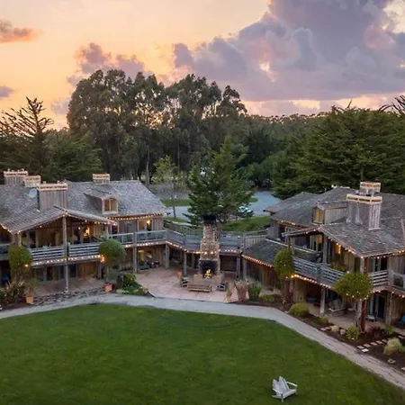Costanoa Hotel